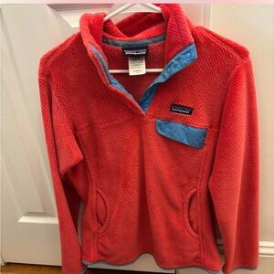 Patagonia Women's coral quarter zip